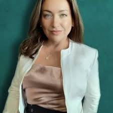 Angela Moriarty's Instagram, Twitter & Facebook