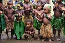 Dass efate und speziell port vila nicht das urtümliche vanuatu repräsentieren, wird auf malakula deutlich. Vanuatu Katastrophenalarm Im Paradies Vanuatu To Sue Fossil Fuel Firms For Climate Change Netzfrauen Netzfrauen