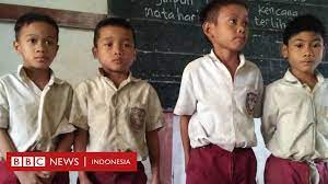 Contoh gambar mewarnai anak sd aneka gambar mewarnai contoh gambar mewarnai … Pakai Tas Kresek Pergi Ke Sekolah Siswa Siswa Di Pedalaman Kalimantan Barat Minta Tas Kepada Presiden Jokowi Bbc News Indonesia