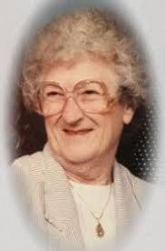 Donna Robards's Instagram, Twitter & Facebook