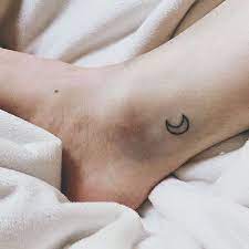 Tattoos gefullt nur mit rand. Fuss Tattoos