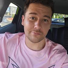 I need suggestions for a good lunch spot