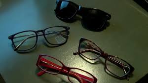 Scuba Instructor Explains How To Keep Your Glasses From Fogging With Mask On