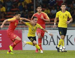 Pagi tadi geng #pagidisinar main cabaran teka pemain bola malaysia bersama dengan bekas pemain lagenda kebangsaan iaitu. Malaysia Gagal Robohkan Tembok Besar China