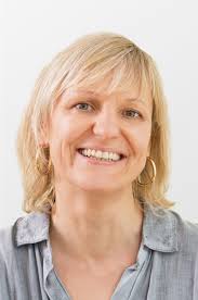 Vera Meyer's Instagram, Twitter & Facebook