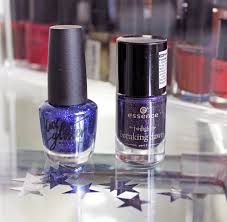 😀 nisam baš osoba koju bi inače privukle ružičaste šljokice na. Novogodisnji Lakovi Aura Essence 04 Makeup More Sminka I Ostalo
