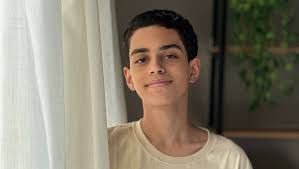 Lori Milne's Instagram, Twitter & Facebook