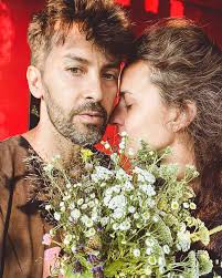 💍 8 year Anniversary! • • Together for over 11 and married for 8 beautiful  years. Through the ups and downs we still smile and laugh together. You are  the best but