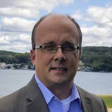 I am SO PROUD of my colleague Melissa Lynham! Keep shining. ✨