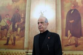 Berardo e advogado andré luiz gomes respondem por quatro novos crimes. Joe Berardo Detido Por Burla Qualificada No Ambito Da Investigacao Aos Creditos Ruinosos Da Cgd Sic Noticias