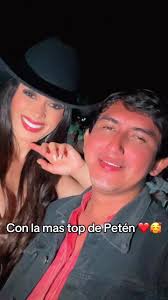 Ariel Barrientos (@womenartistgt)