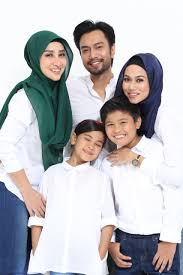 Kalau macam itu, hadkan juga kapasiti yang sama di pejabat, restoran dan pusat beli belah. Edtv Dahlia Tv3 Drama Misi Laksa Dan Laksam Akan Datang