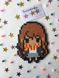 Hermione Granger Harry Potter De La Boutique Cececreationshop Sur Etsy Harry Potter Perler Beads Harry Potter Crafts Perler Bead Disney