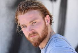 Justin Kenyon's Instagram, Twitter & Facebook