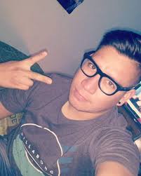 Hector Alaniz (@hector_alanizz)