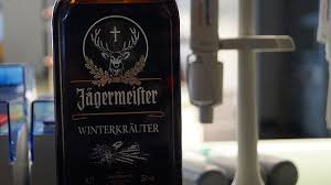 Burgplatz mit dem braunschweiger löwen. Jagermeister Fuhrung Hinter Den Kulissen Des Krauterkonzerns