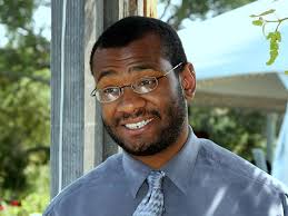 Beyond the Grassroots: Participatory Ecology and Political Praxis