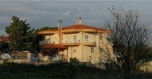 Δεθ 345 rapid test με 5 θετικά (1.45%) αφορούν σε 1 άνδρα και 4 γυναίκες με διάμεση ηλικία τα 22 έτη. 40 E3 Adiairetoy Epi Agrokthmatos Kardia Kombos Rysioy 8ermh 8essalonikhs Pqh