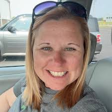 Alisha Dover's Instagram, Twitter & Facebook