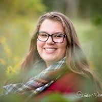 20+ "Hailey Roth" profiles