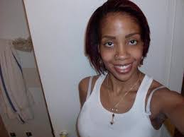 Dana Cross's Instagram, Twitter & Facebook