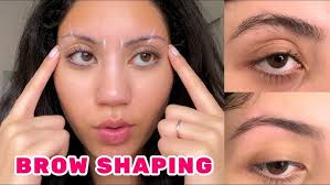 Eyebrow tutorial for thick brows