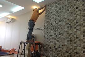Hướng dẫn 2 cách dán giấy dán tường có keo sẵn cực kỳ đơn giản