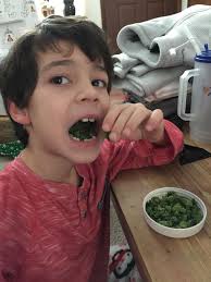 Kale smoothie and omlette breakfast recipe