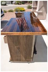 42 Diy Outdoor Bar Idea Enjoy Your Cocktails Apartmentpatioideas Outdoorbarideas Diyoutdoorbar Vi Wood Pallet Bar Pallet Bar Diy Pallet Furniture Outdoor