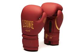 We revised our list to ensure that we are providing the best professional collection which are used by top boxers. Training Boxing Gloves Gn059 Leone