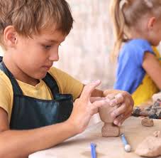 Warwick student Elizabeth Roberts, founder of Inspiring Brushstrokes a non  profit to serve Lititz community's underprivileged children by providing  them with art supplies finally has a website site and Facebook page! Follow