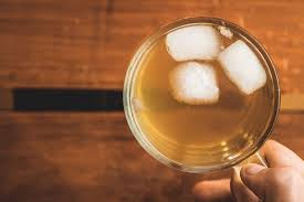 Ecco 10 ricette facili e veloci per realizzare in casa un caffe freddo buono come al bar. Il Te Freddo Proprieta E Ricette Per Il Benessere Fisico Greenious