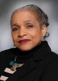 Dawn Bragg's Instagram, Twitter & Facebook