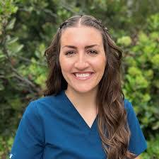 Paula Grayson's Instagram, Twitter & Facebook