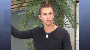 Both of them are older than him. Nicolas Manaudou Fier De Son Frere Florent Il A Une Glisse Monstrueuse Video Dailymotion