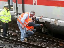 No quantity, just quality, just techno! Ice Unfall Ausloser Der Notbremse Gefunden Welt