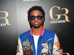 He was born on 22nd october 1998 in compton, california and likely considered as a developing ability in the american rap music. Roddy Ricch Reclaims No 1 Spot On Billboard 200 From Eminem Hiphopdx