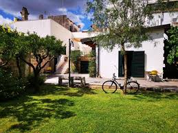 Giuseppe de donno era il primario del reparto di pneumologia dell'ospedale carlo poma di mantova. Alsalento Villa De Donno Gastezimmer Specchia