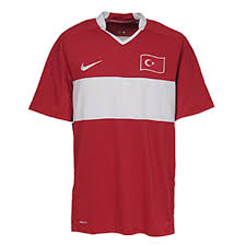 Milli takım'ın giydiği ilk formadan esinlenilen tasarım modern dokunuşlarla geleceğe de göz kırpıyor. Degenerieren Denken Kafer Nike Turkiye Formasi Ladenbesitzer Einhaltung Von Schleim
