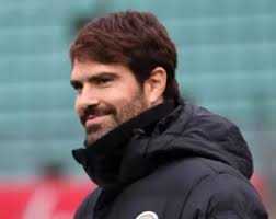 Λύση συνεργασίας με Manuel Roca