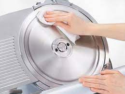 A Comprehensive Guide On How To Clean A Meat Slicer - Electricmeatgrinders