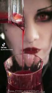 Realistic alcoholic blood? Yes please! 🩸 Full recipe