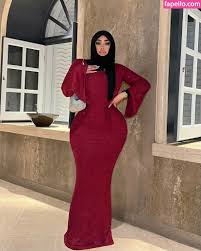 layloolaaaaaa Nude Leaked Photo 10 - Fapello