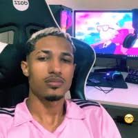 10+ "Gabriel Lenon" profiles