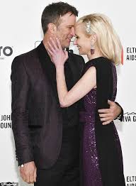 Browse more than 100,000 pictures of celebrity and movie on aceshowbiz. Anne Heche And Thomas Jane Finally Make Their Red Carpet Debut As A Couple Readsector