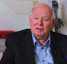 Former Iowa Gov. Ray dies