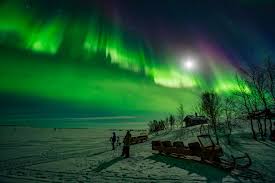 Wann und wo kann man polarlichter am besten beobachten? Das Sind Die Besten Moglichkeiten Um Die Nordlichter In Finnland Zu Sehen Nordis