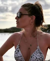 Enver was born in 1984, in london, england, and lived there until. Naprijed Bomba Onesvijestiti Se Asli Enver Bikini Goldstandardsounds Com