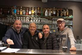 Thierry liagre est un acteur. Lot Le Comedien Jean Christophe Barc Tourne Sa Piece La Journee De La Femme A L Hotel Restaurant La Truite Doree A Vers Actu Lot