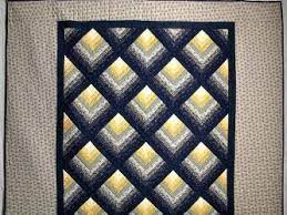 This is a beautiful traditional block that can be laid out in countless ways. How To Construct A Log Cabin Quilt Block